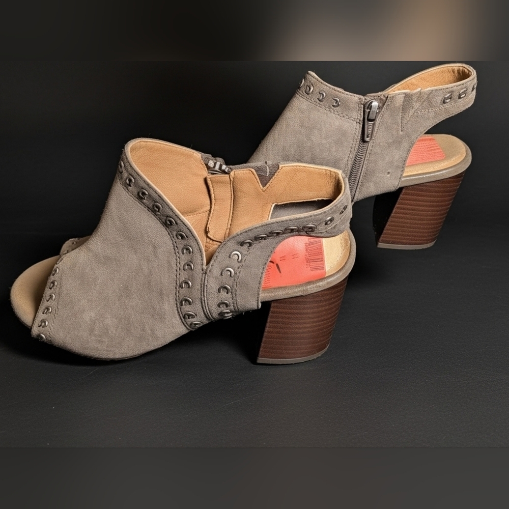 New Directions Brown Suede Open-Toe Mules